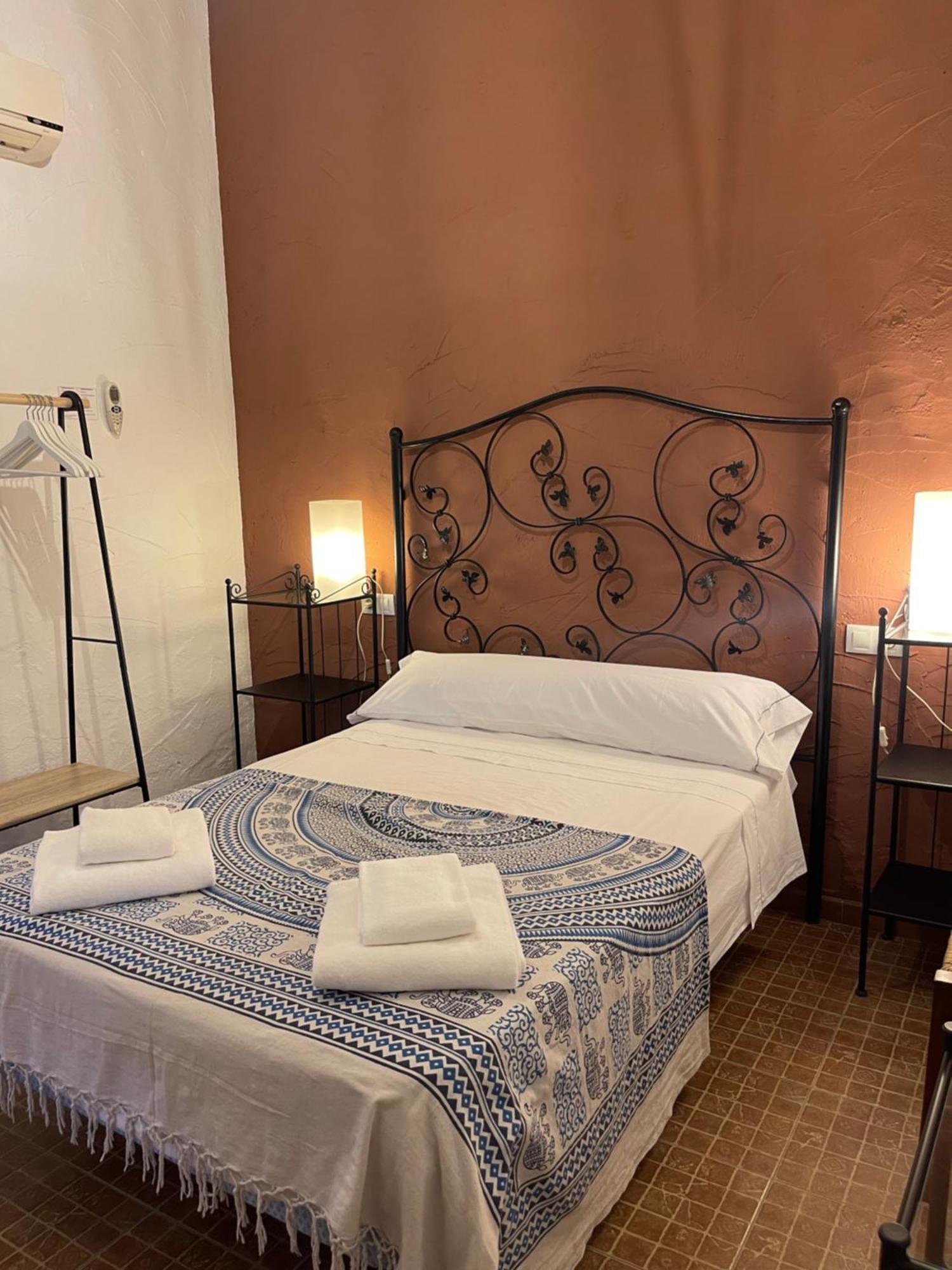 Al-mudawar Bed and breakfast