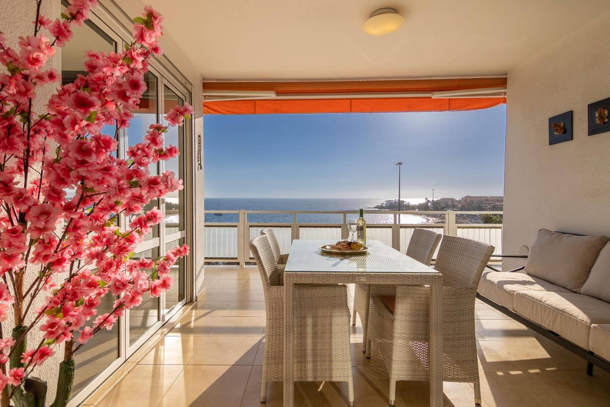 Penthouse Of Ocean Views * Los Cristianos (Tenerife)