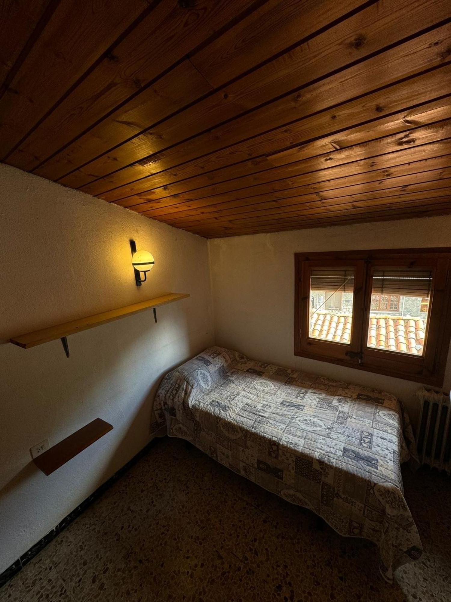 Hostel L Esquella Restaurante Setcases