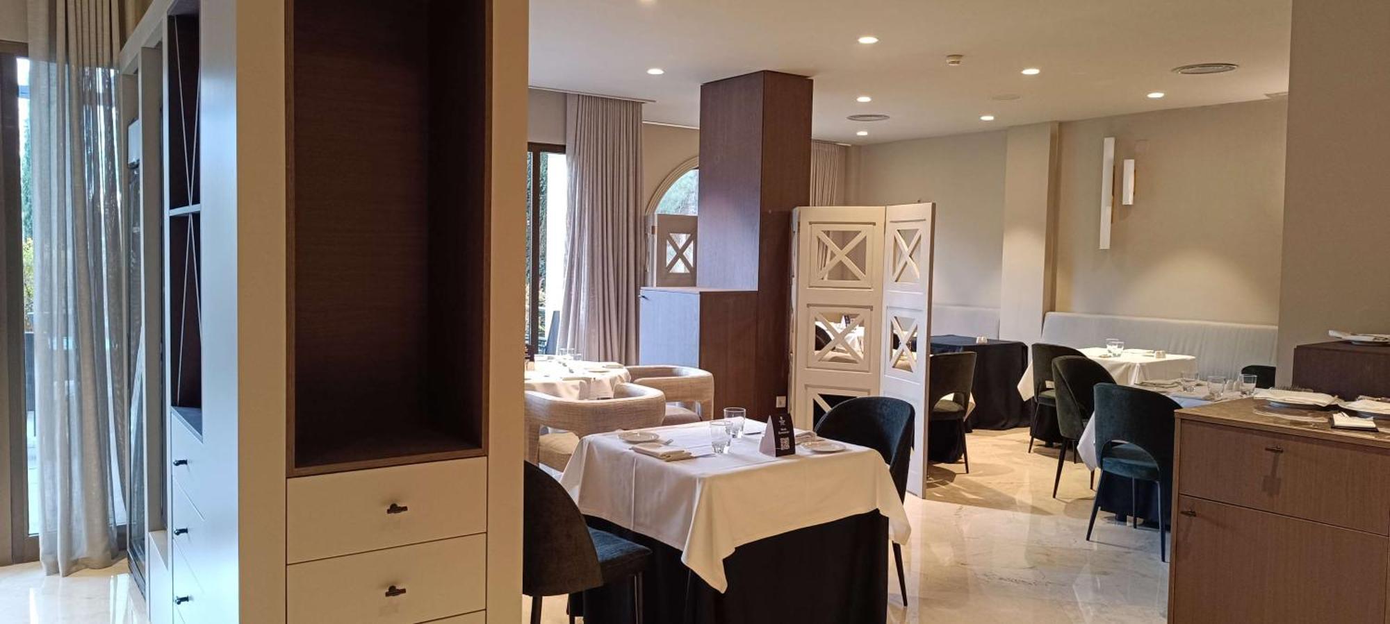 Western Premier Cmc Hotel 4*