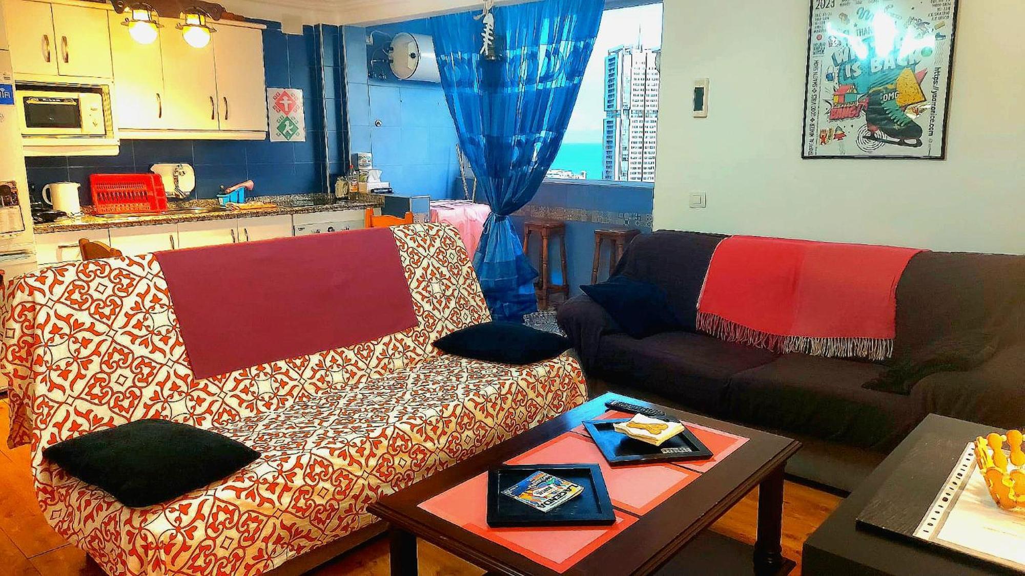 - Bien Situado En Zona Comercial - Buenas Conexiones Apartment