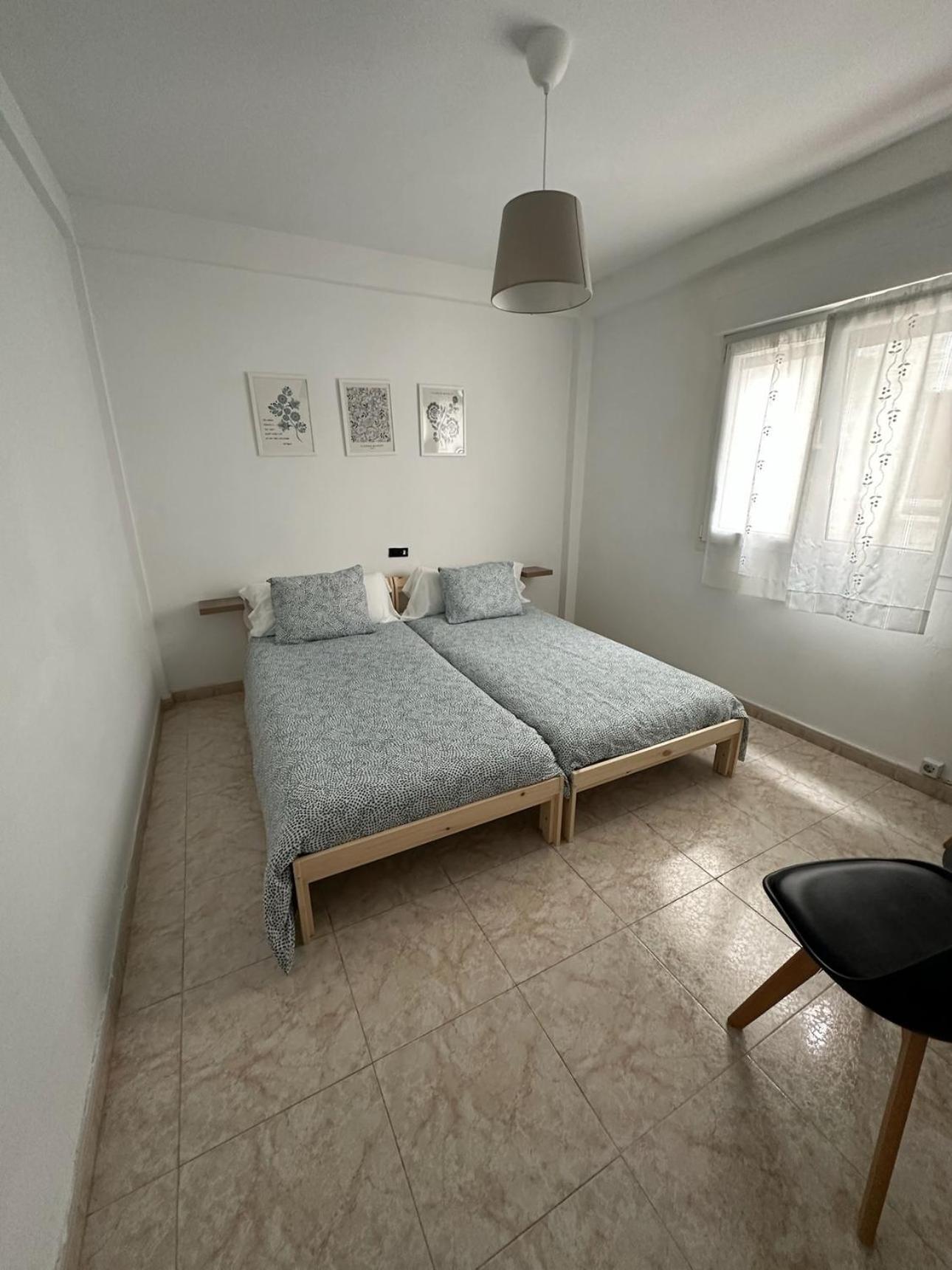 Apartamento Amplio Piso A 2 Min De La Playa Santa Marina