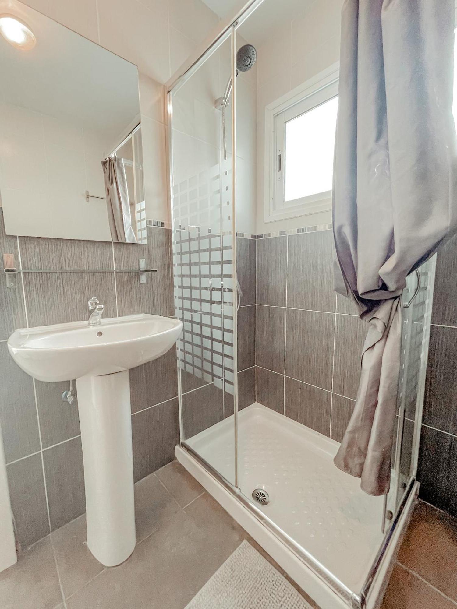 Viktoria Sur Apartment
