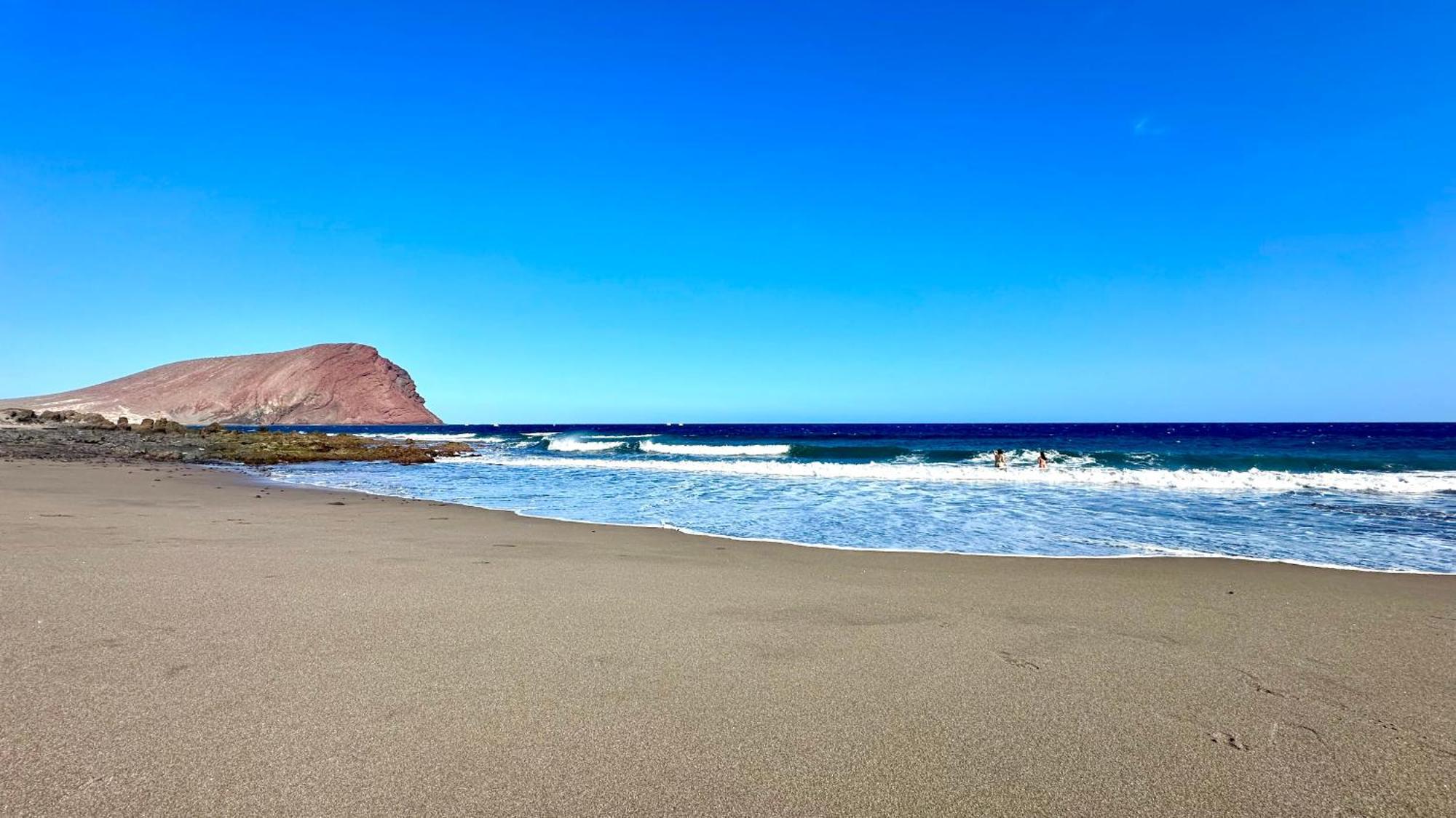 En Playa De La Tejita, El Medano *
