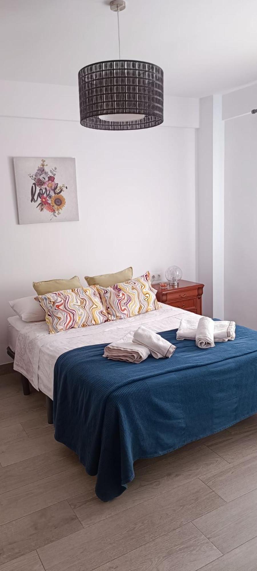 Confortable Y Luminoso Piso 5 Camas, Parking Gratis Apartamento *