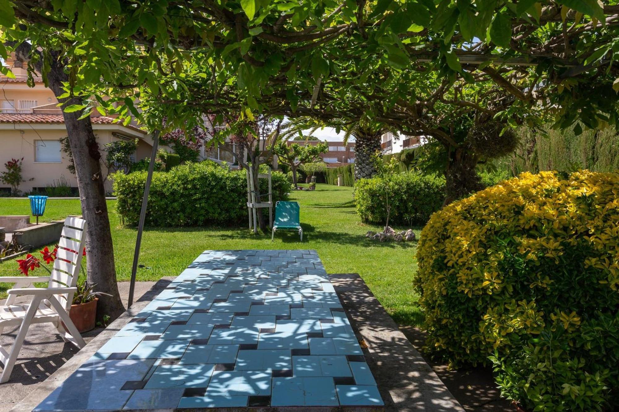Apartamento Un Jardin L' Escala