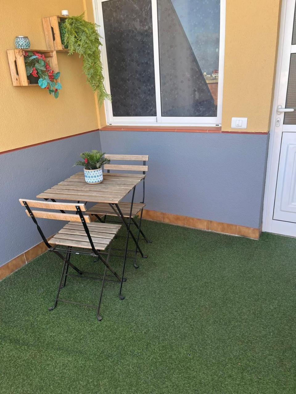 Apartamento Acogedor Atico Con Terraza En La Laguna (Tenerife)