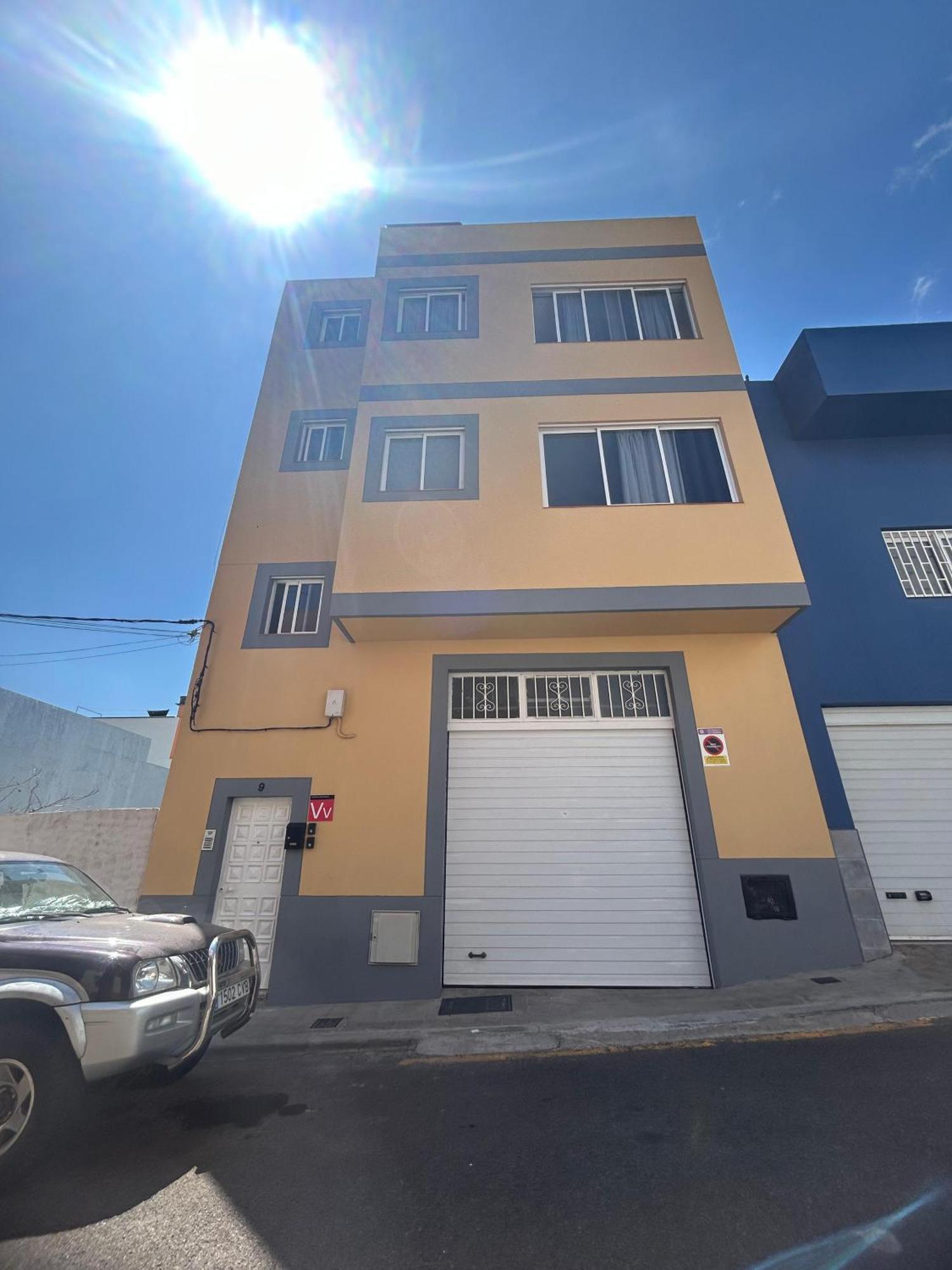 Acogedor Atico Con Terraza En * La Laguna (Tenerife)