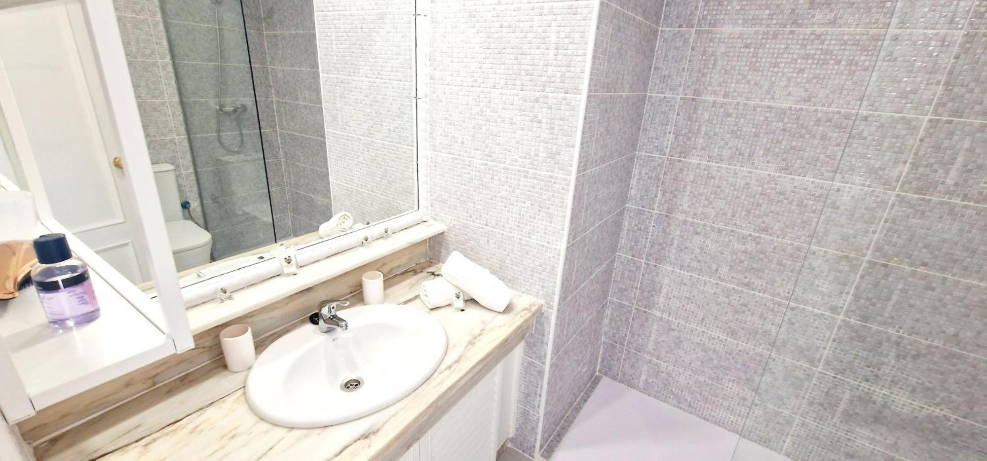 Golf Park , 1 Bedroom Pool View Сasa de vacaciones *