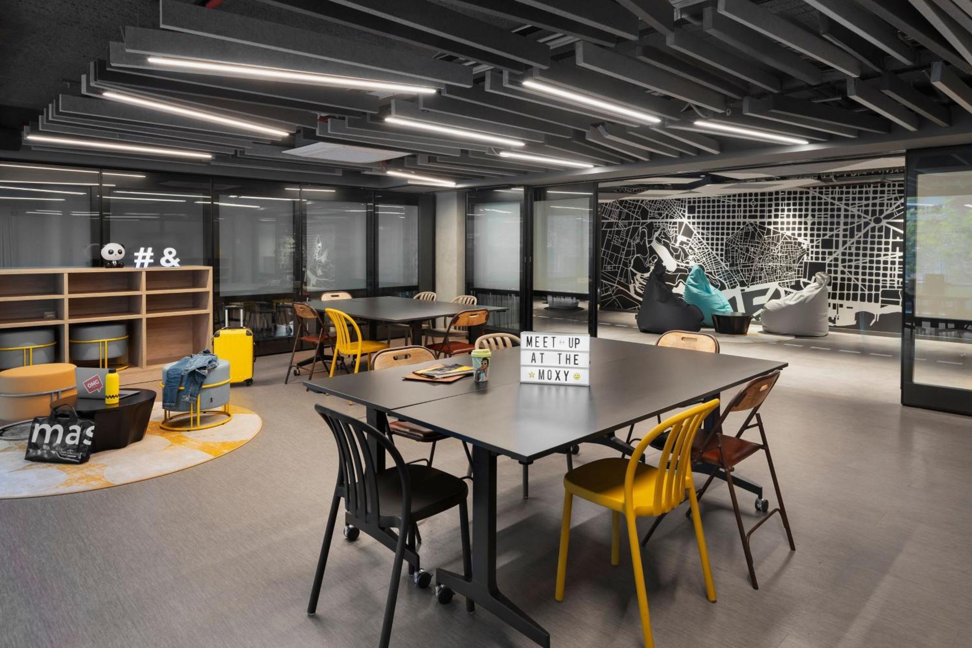 Moxy Hotel