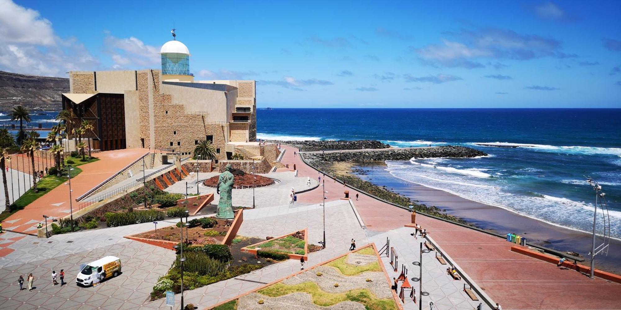 Apartamento En Primera Línea De Playa Canteras *