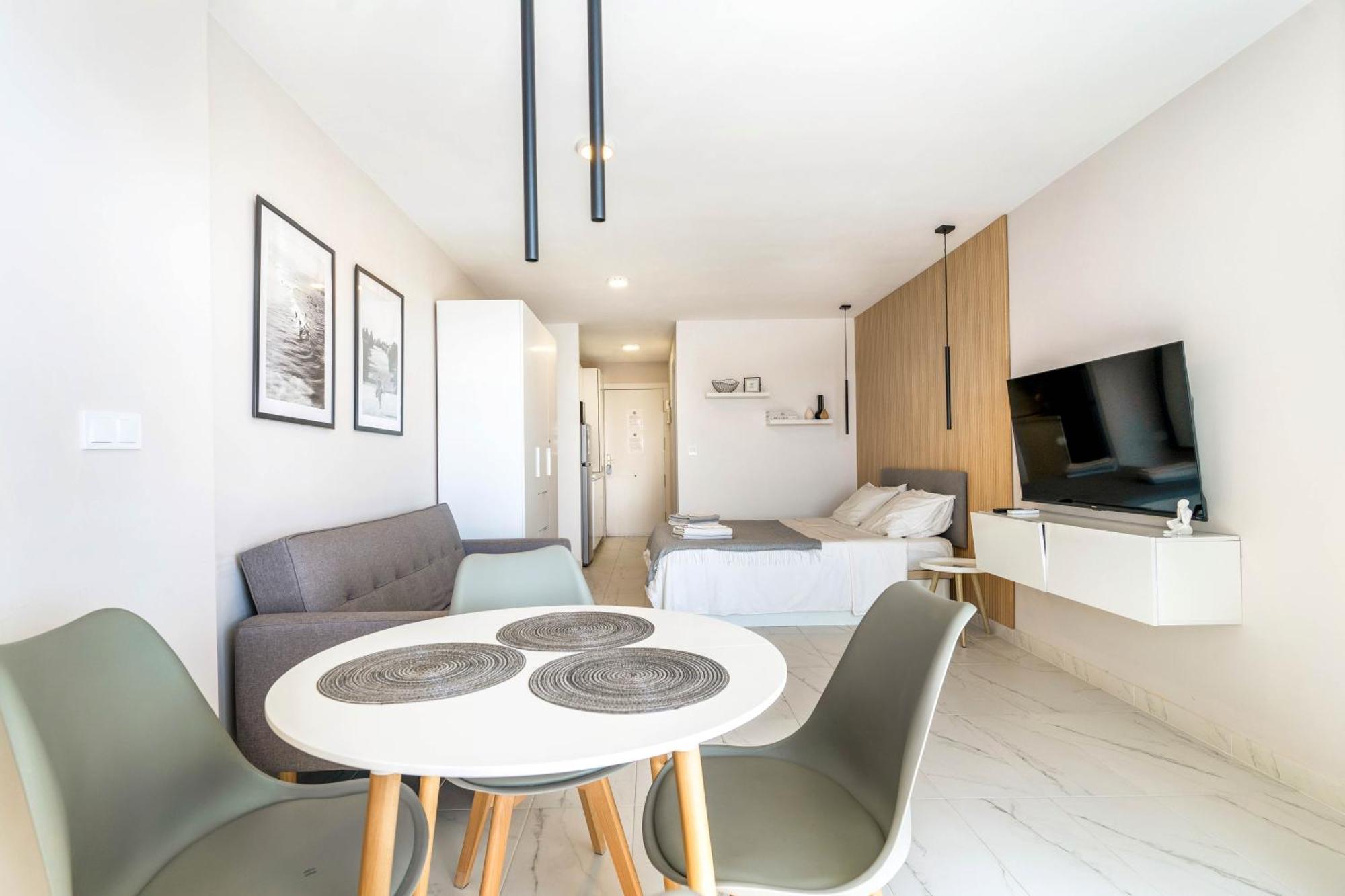 Apartment Modern Studio With Sea Views 5 Min From The Beach Sitio de Calahonda