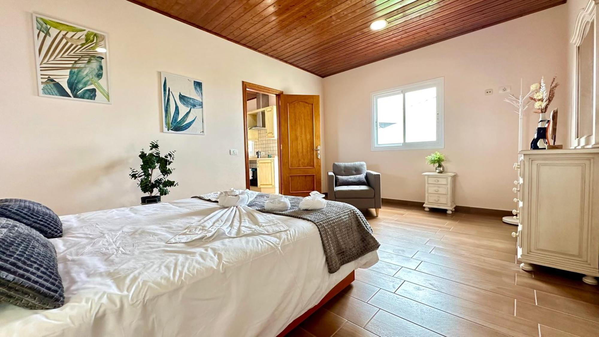 Maravilloso Atico Con Terraza, Vistas, Bbq, Wifi Apartment