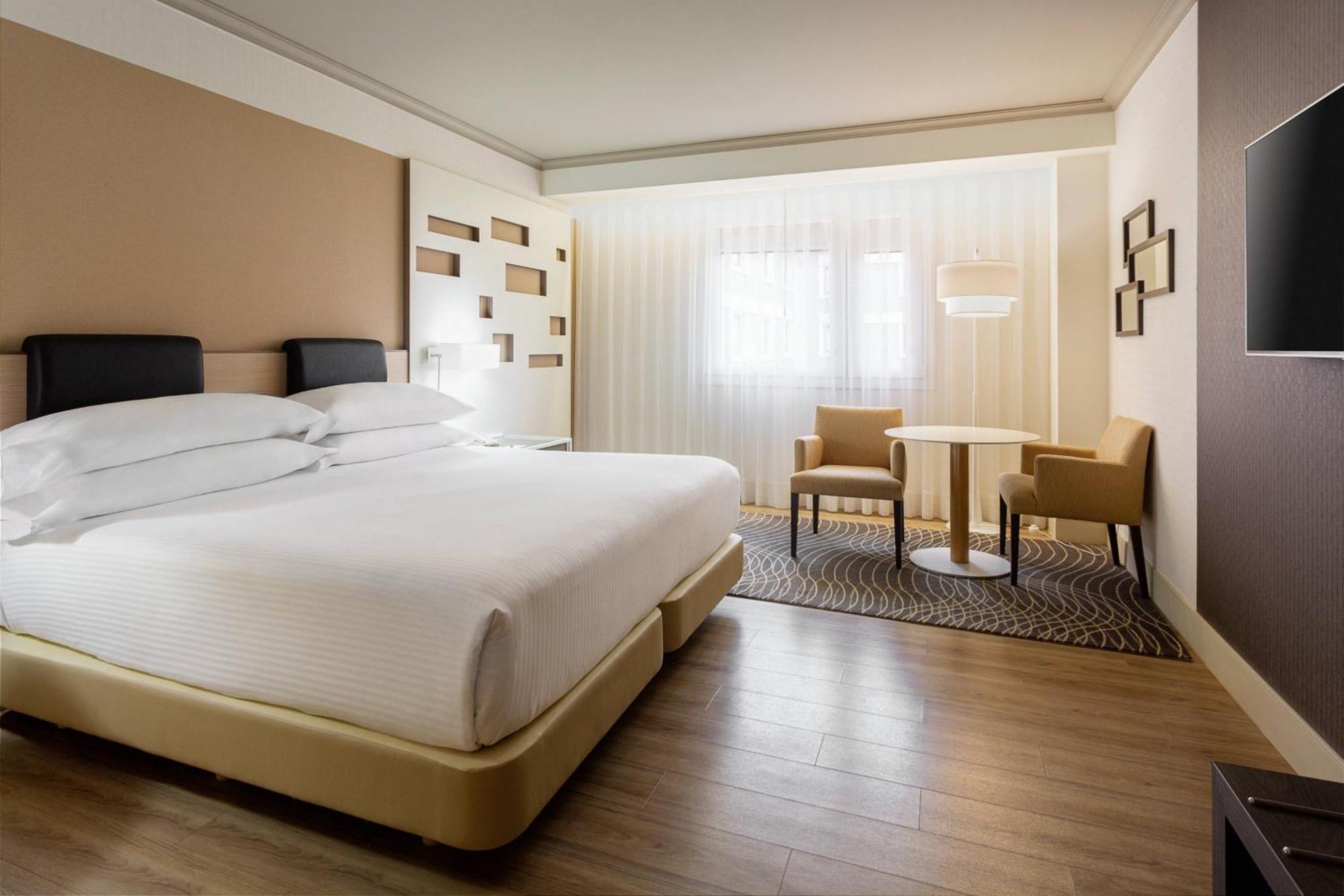 Hotel Marriott Auditorium Hotel&conference Center