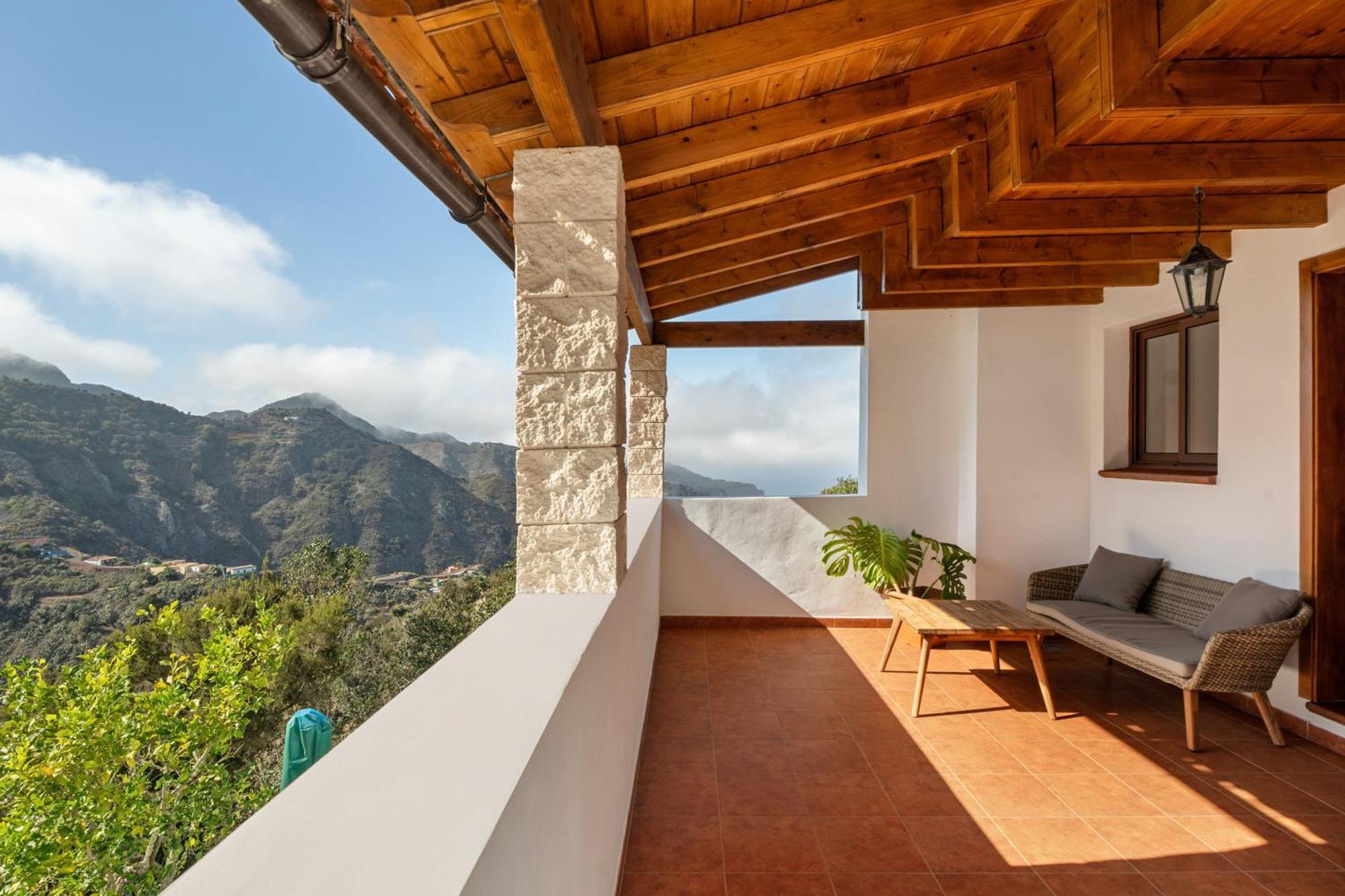Holiday home Amelia House Roque Negro
