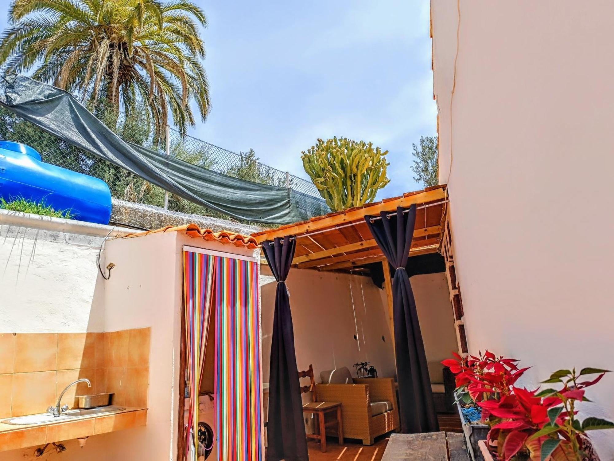 La Casa De La Pradera Farm stay Santa Lucia De Tirajana
