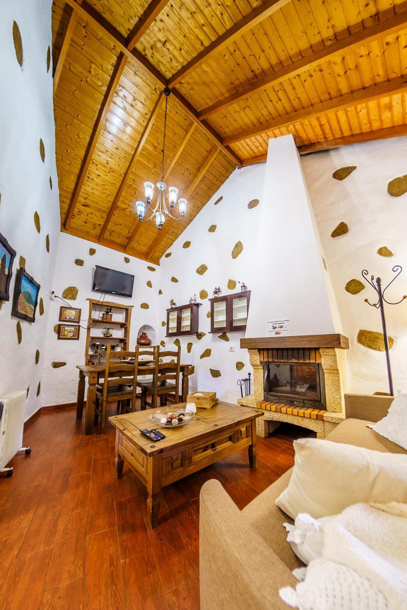 Holiday home Rural House Mercedes-solarium & Nature Views