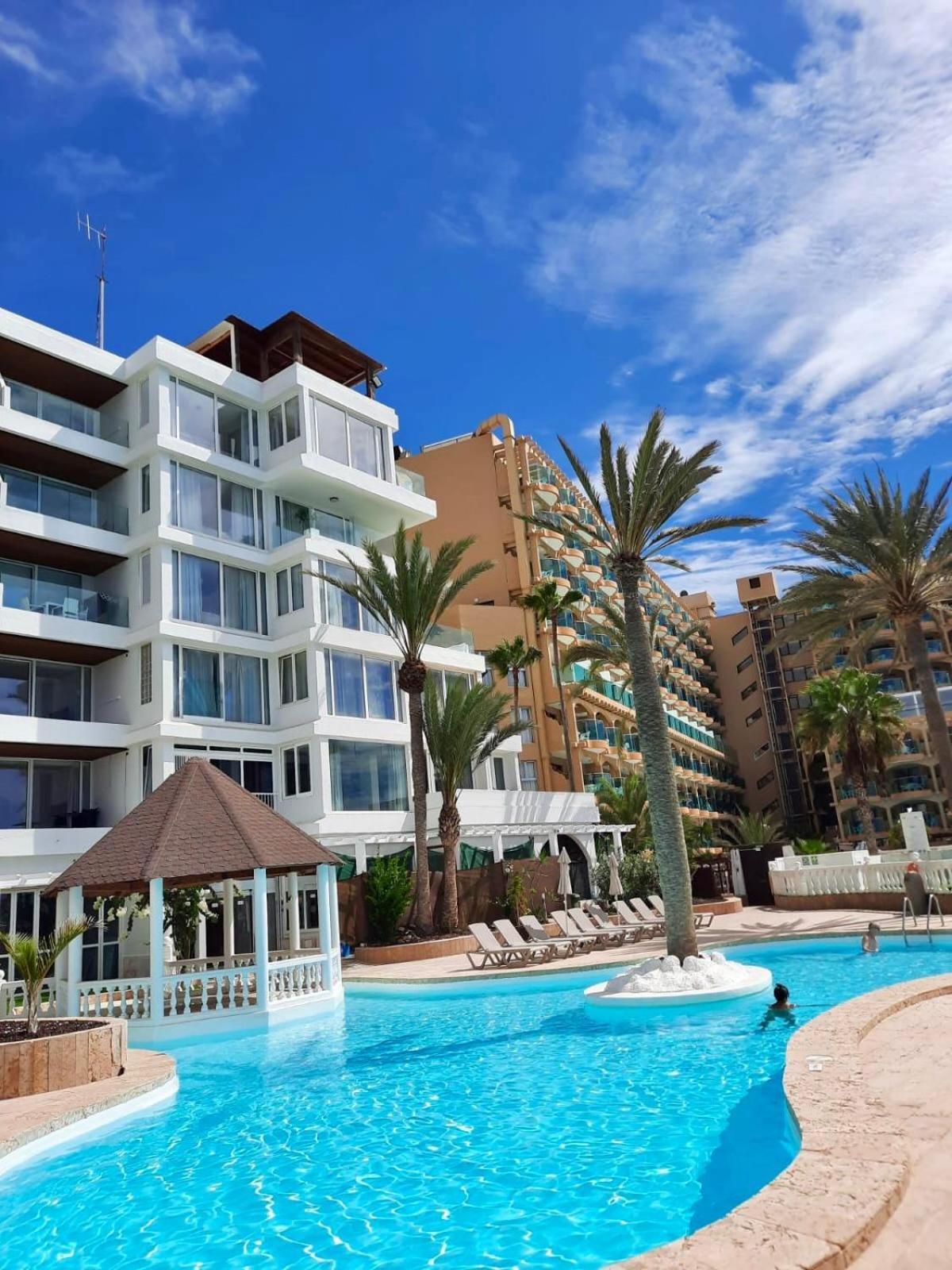 Sunset Ocean View Apartment