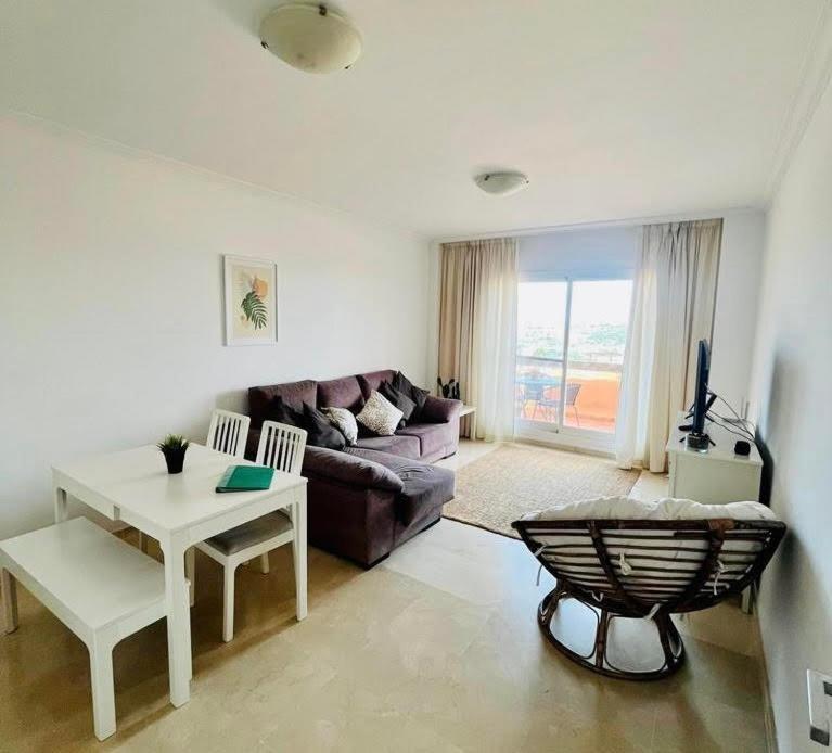 Apartamento 2 Bedroom Penthouse With A Private 360 Rooftop Terrace With Sea And Mountain Views *