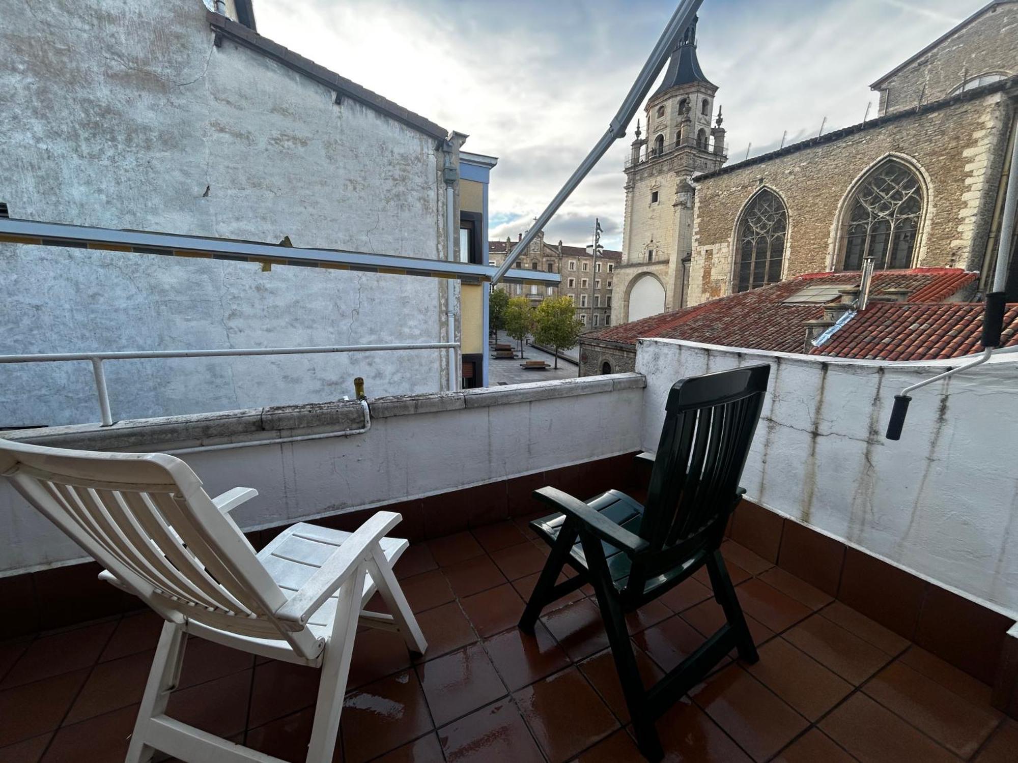 Privada En Pleno Centro De *