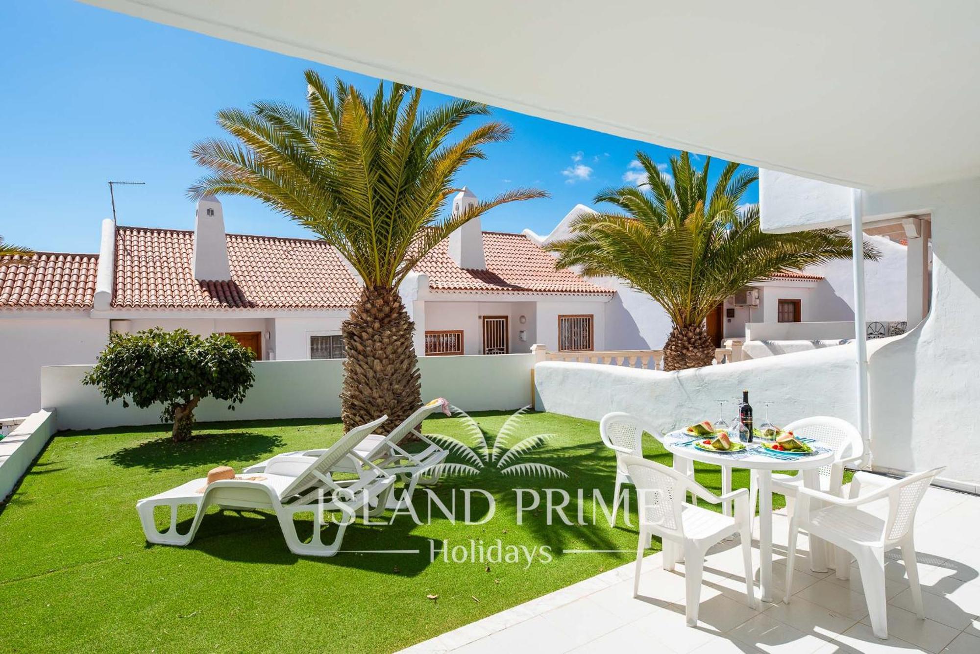 Seaviews Garden With Palms In Club Sc171 * San Miguel de Abona