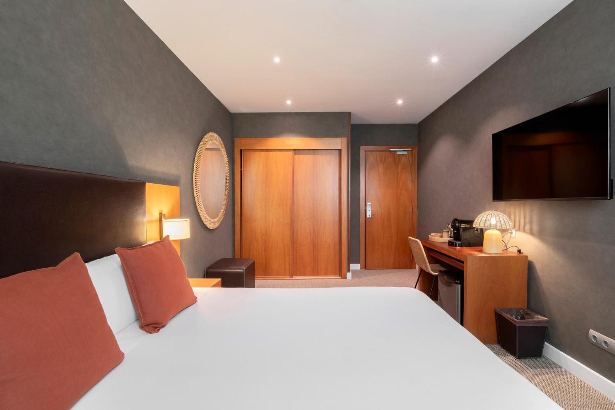 Acta Sant Just Hotel Sant Just Desvern