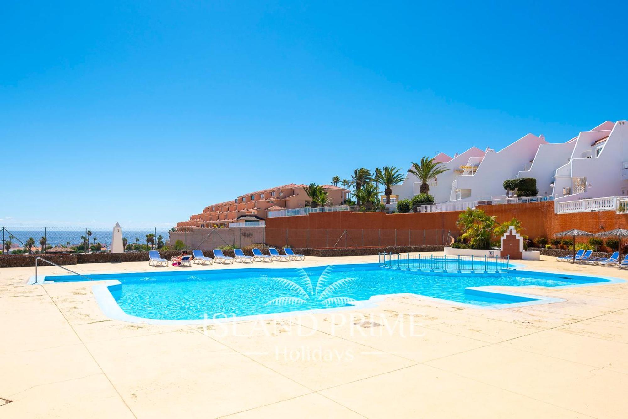 Seaviews Garden With Palms In Club Sc171 *