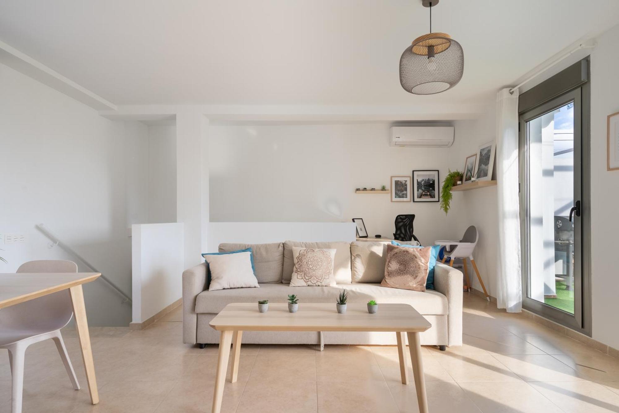 Cervantes Con Terraza Y Vistas Al Mar Apartamento