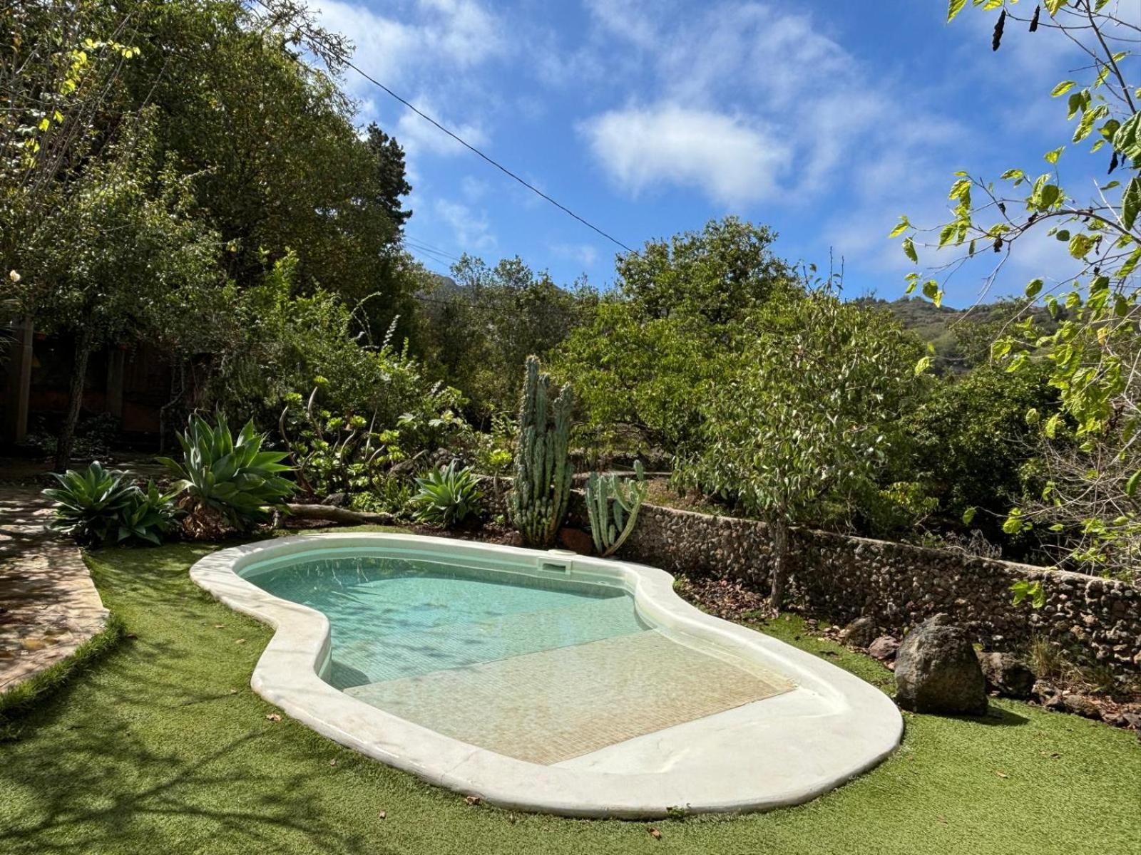Chalet Matos, Canarian House In *