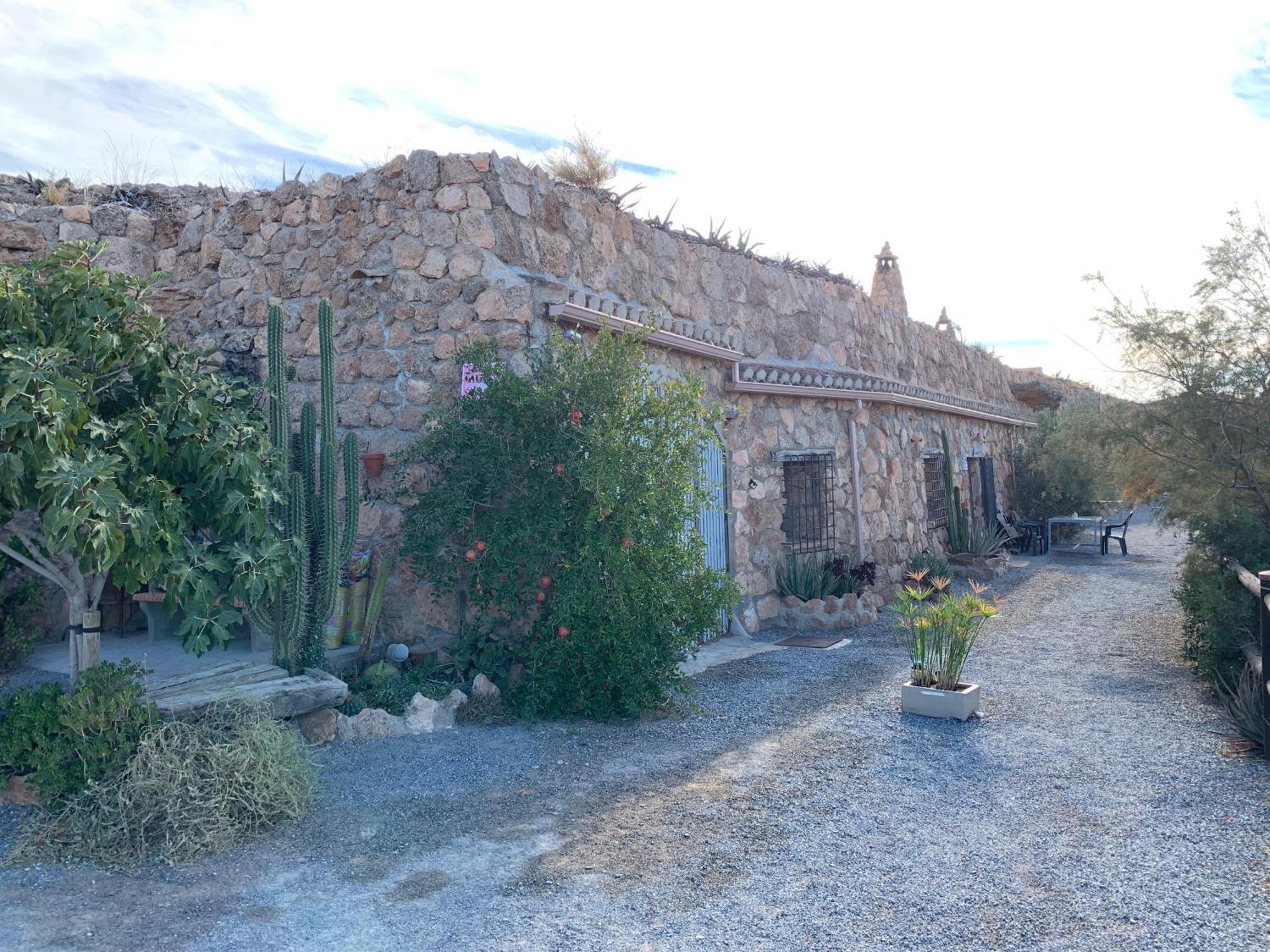 Cuevas El Torriblanco Country house *