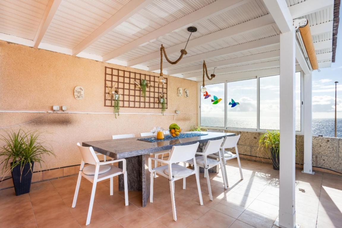Casa Almendra: Oceanview Oasis With Private Pool And Family-friendly Amenities *
