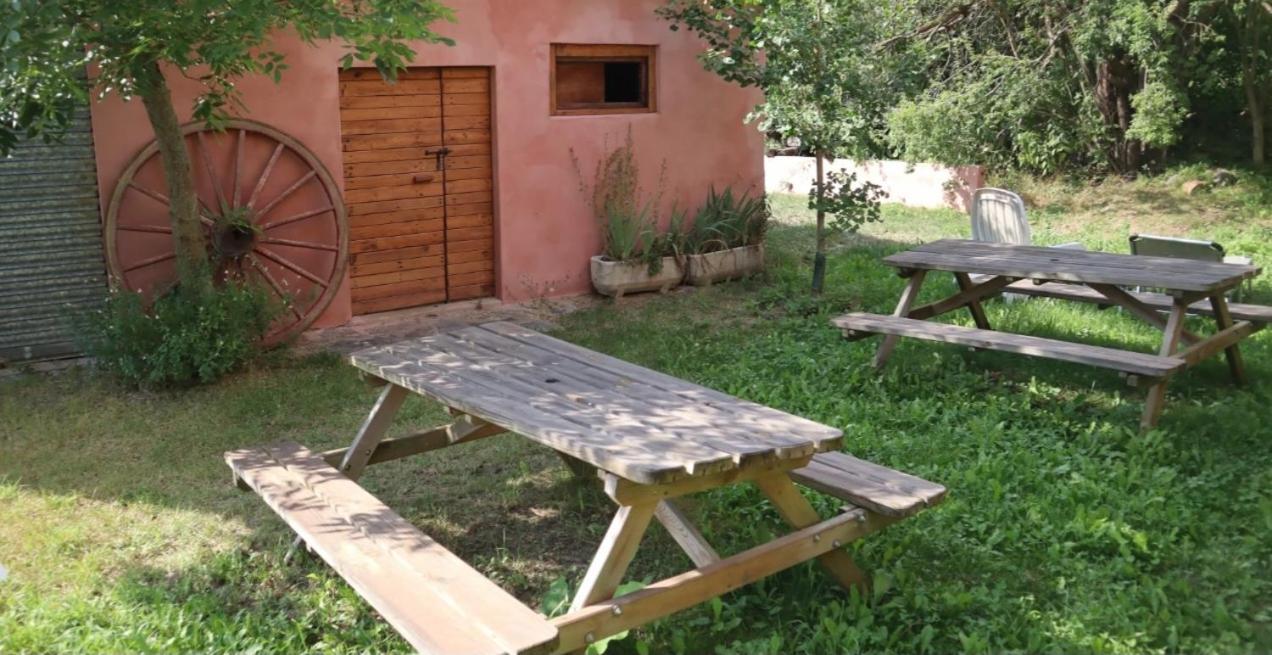 Bed & Breakfast Cal Calau Vega *