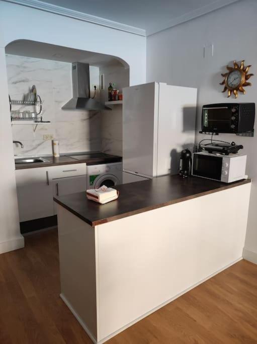 Ea Bahia Sur Apartment *
