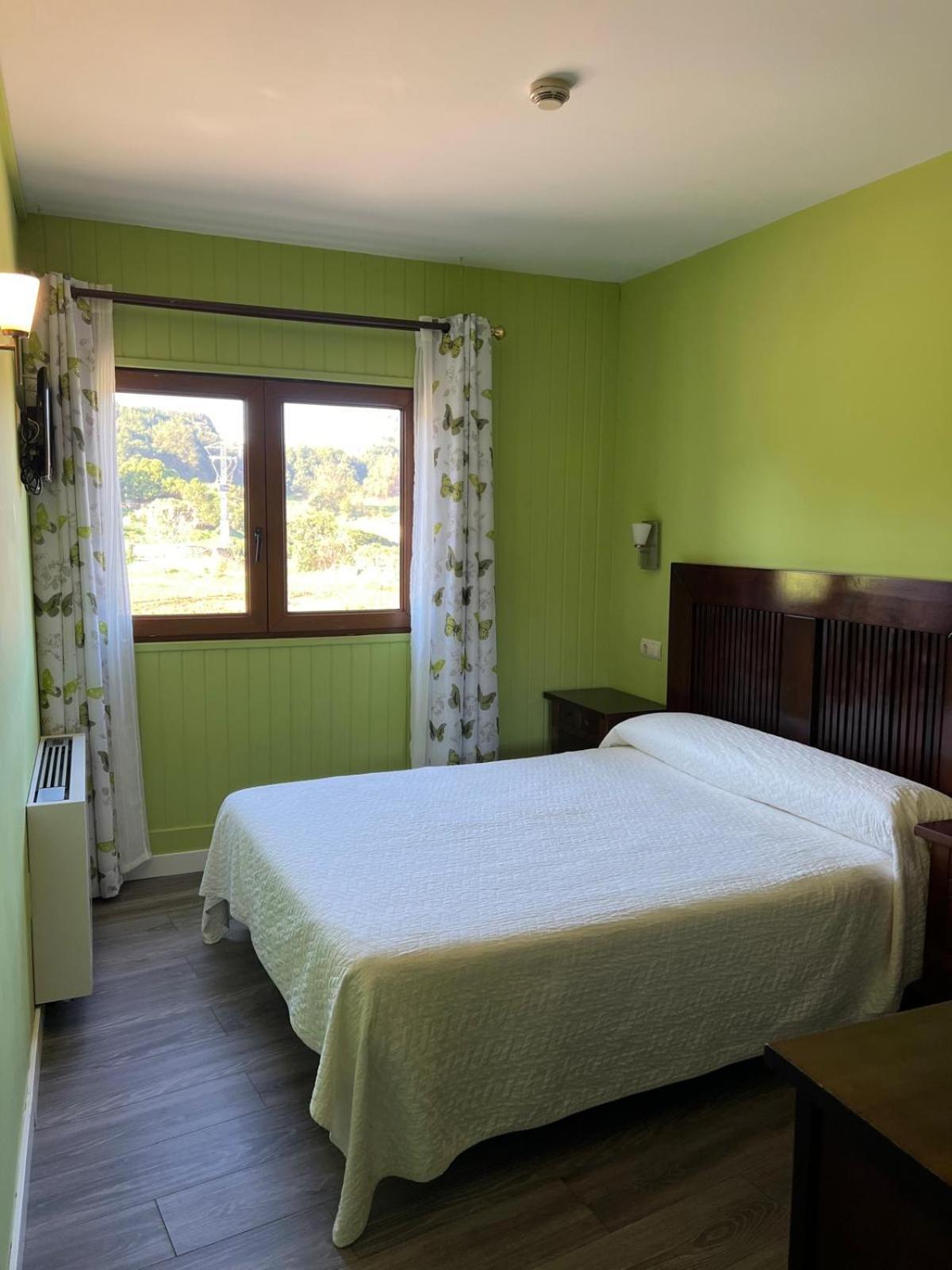 Hotel Maria Revilla De Camargo