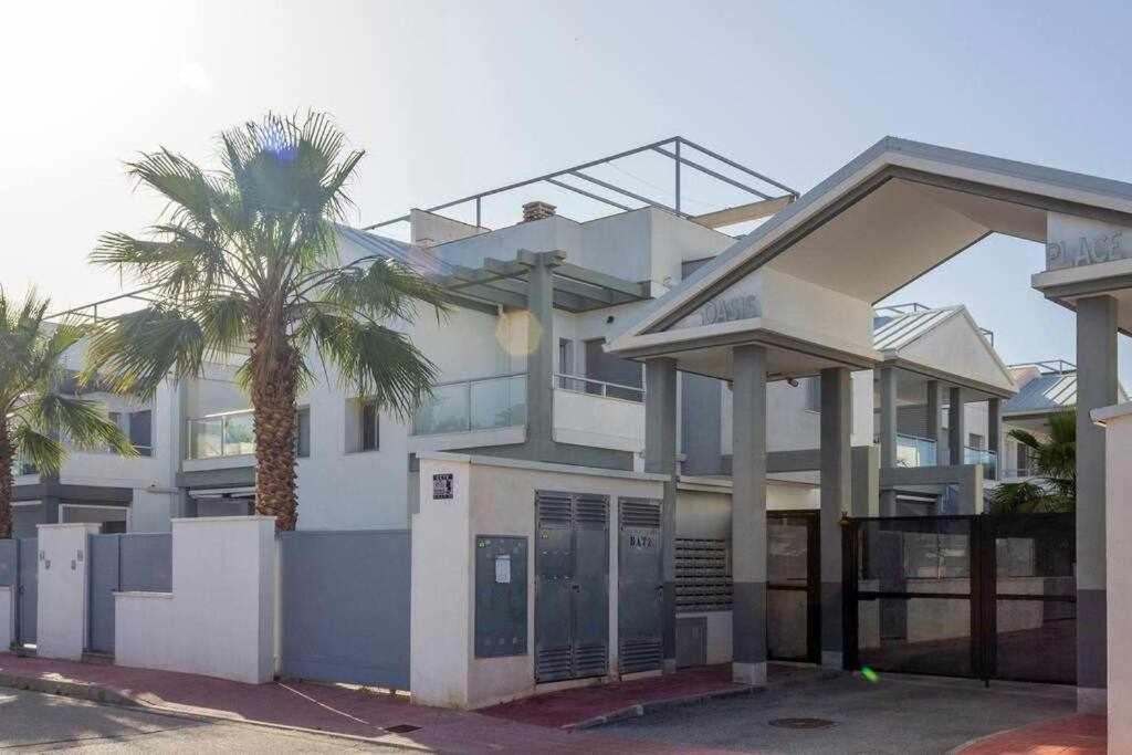 Apartamento Pink Oasis Alicante