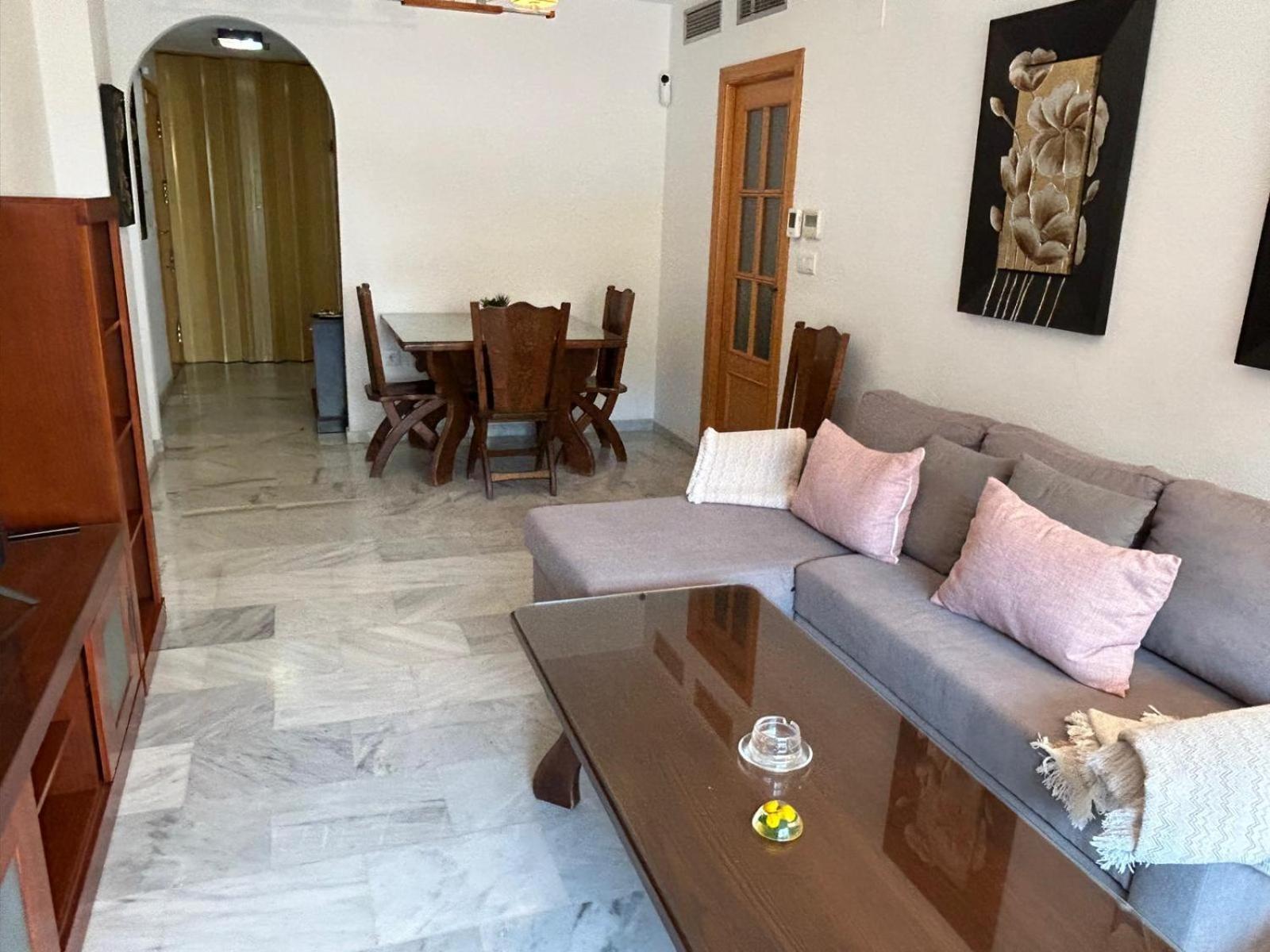 Espacioso Y Centrico Apartment *