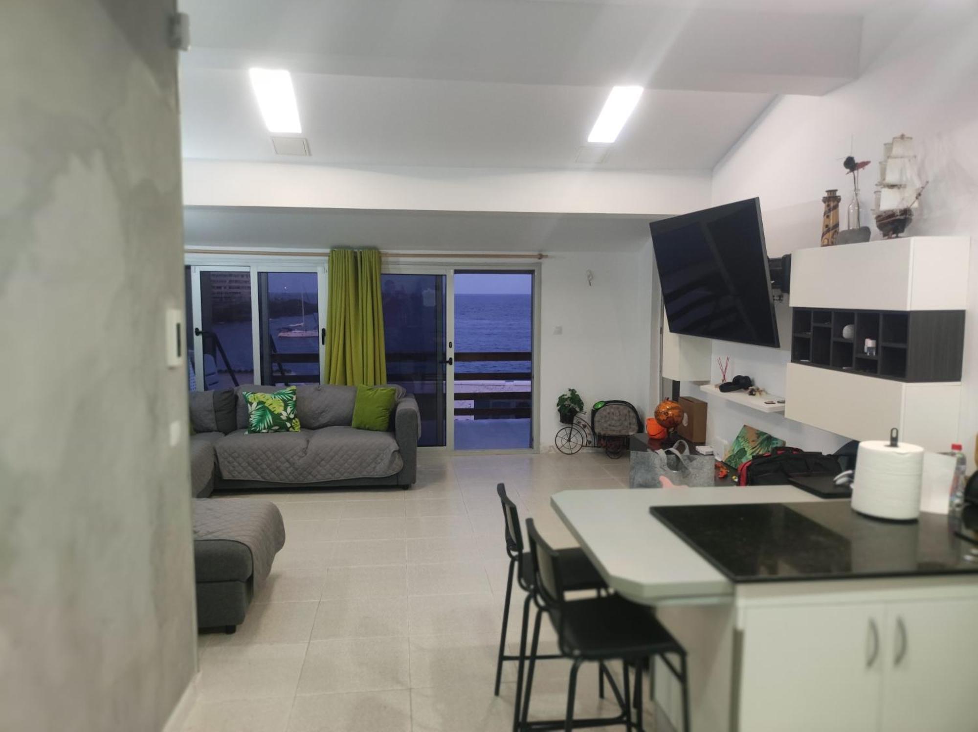 Apartment House *