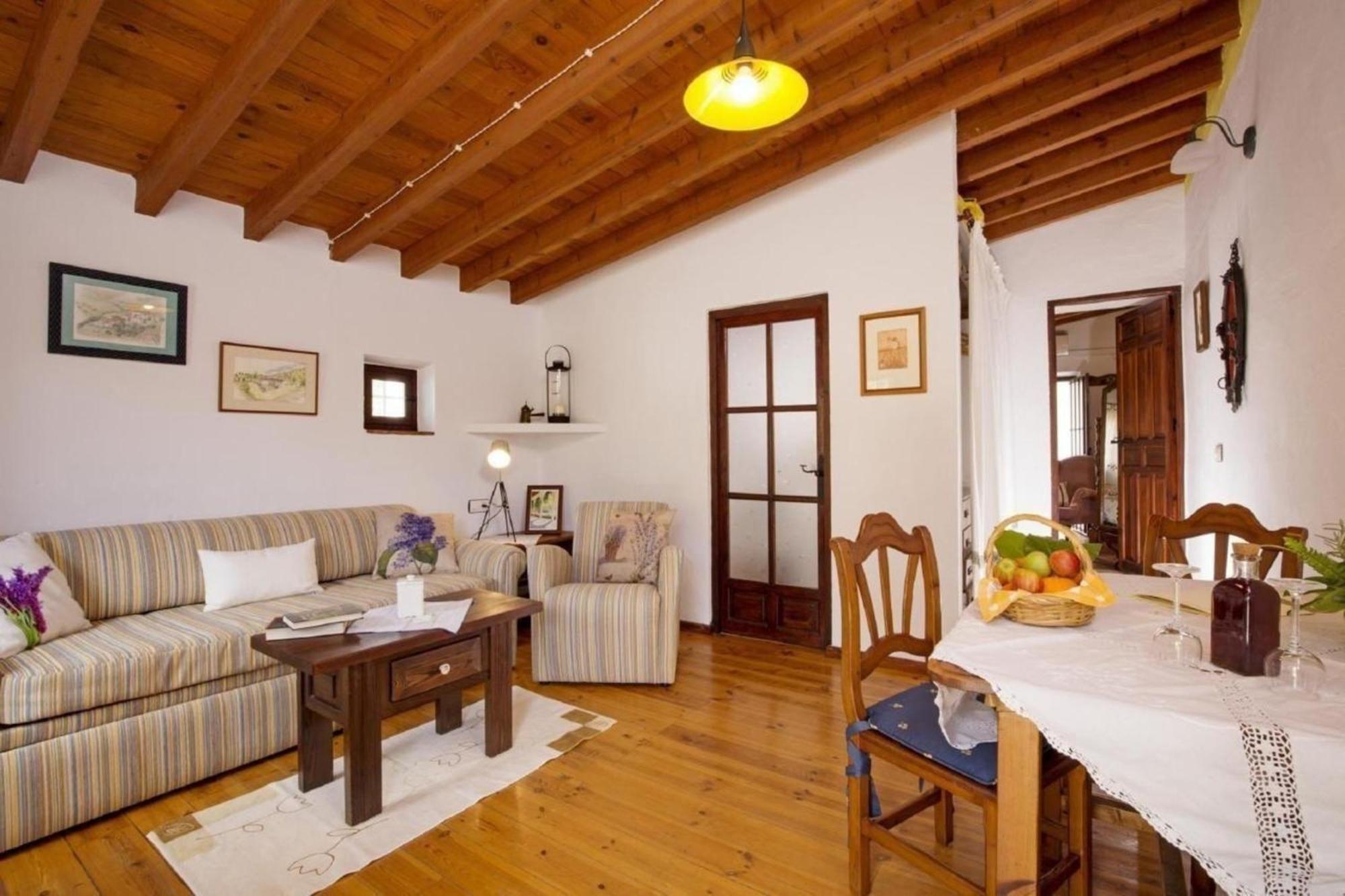 Сasa de vacaciones In El Mit Garten, Grill Und Terrasse