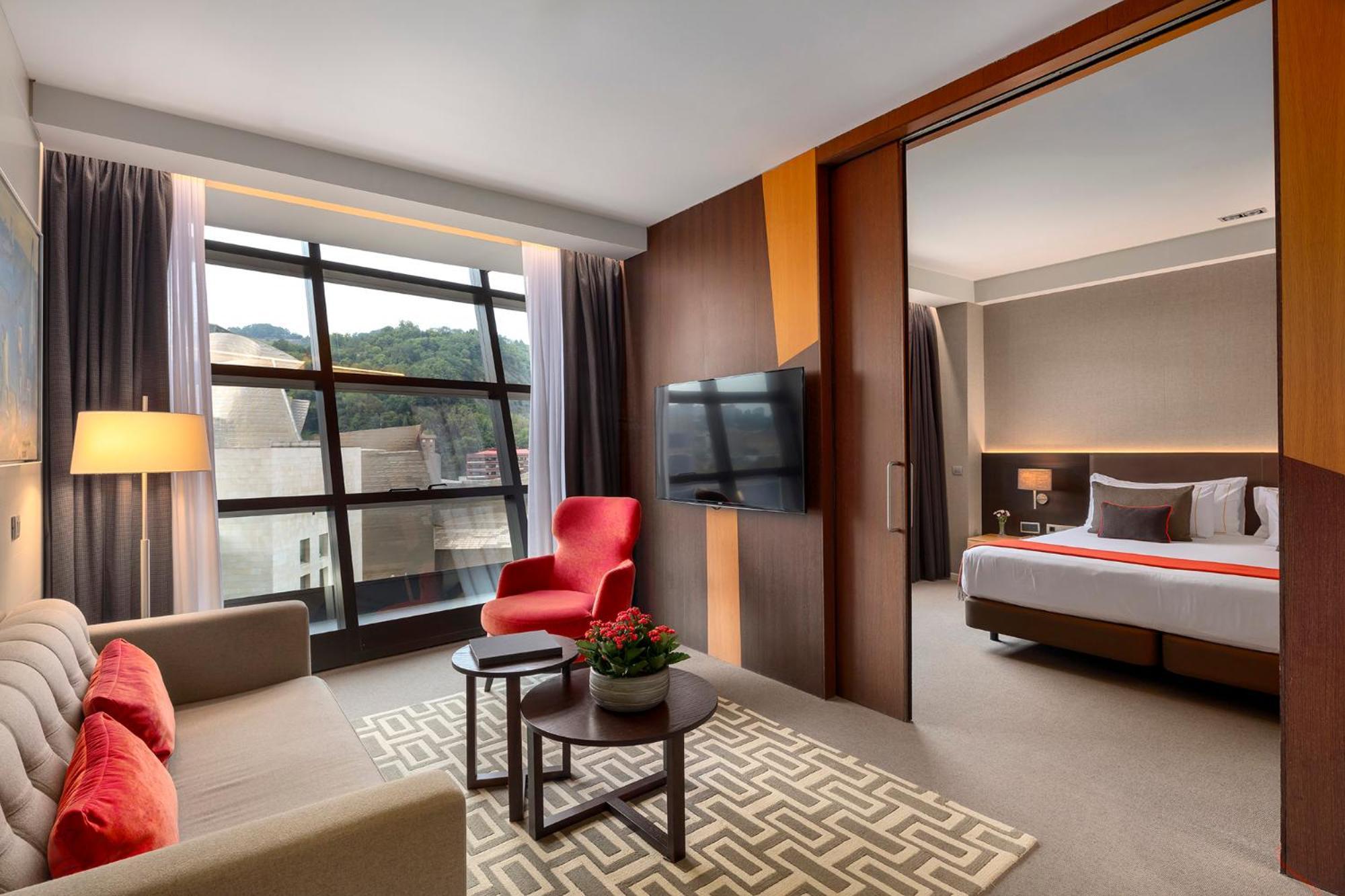 The Artist Grand Of Art Hotel
