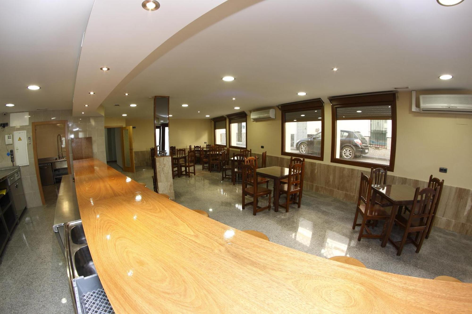 Albanta Hotel