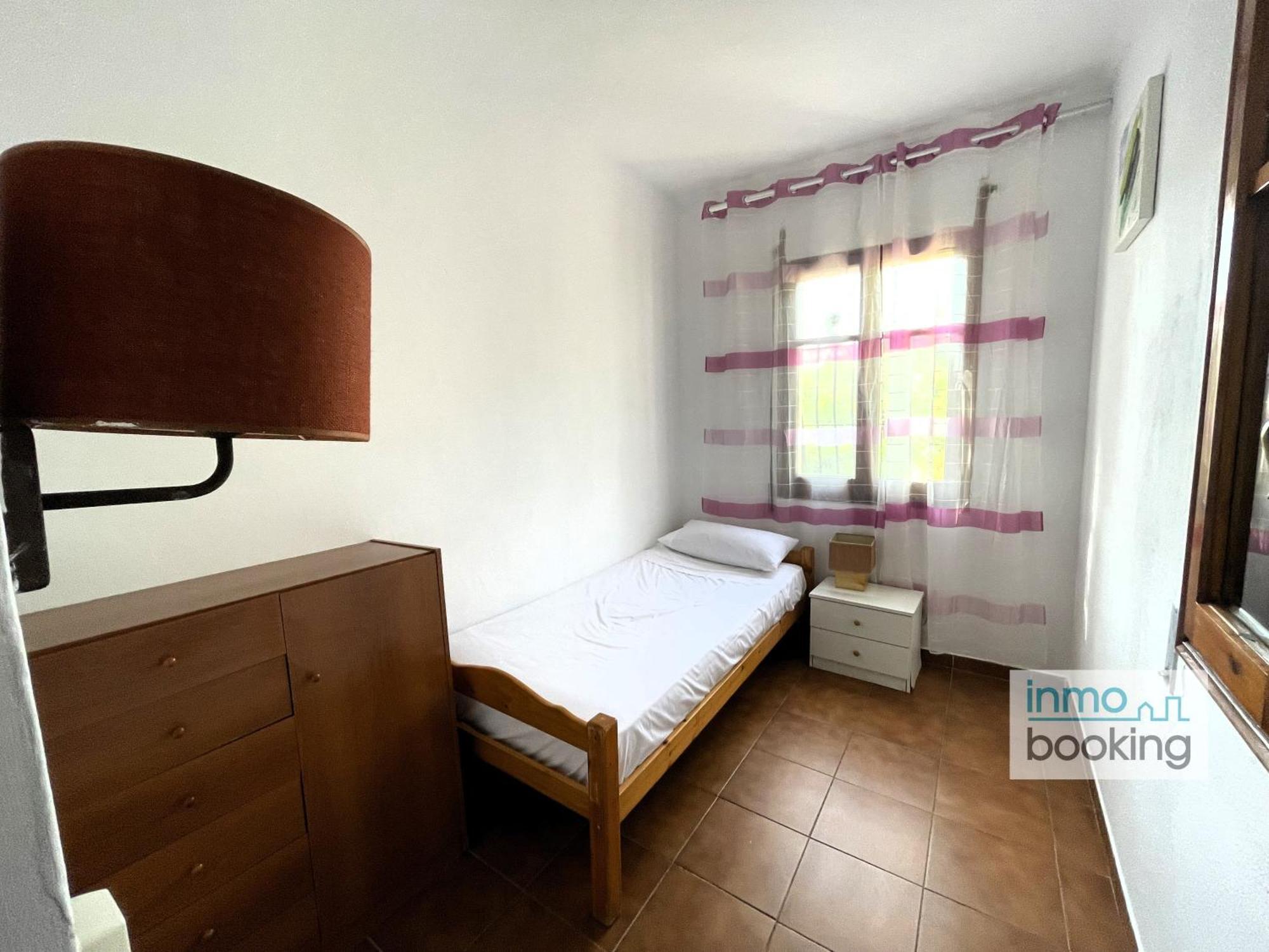 Holiday home Mediterrania, Con Piscina Y Barbacoa