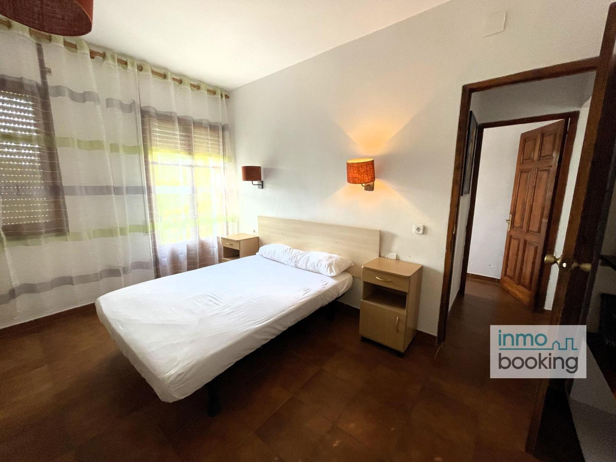 Mediterrania, Con Piscina Y Barbacoa Holiday home