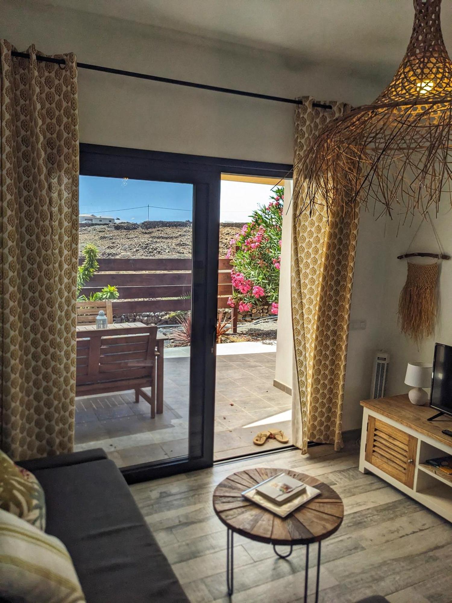 Casa Cocoon, Sun&freedom, 8 Mn From Beaches, Internet Fiber * Lajares