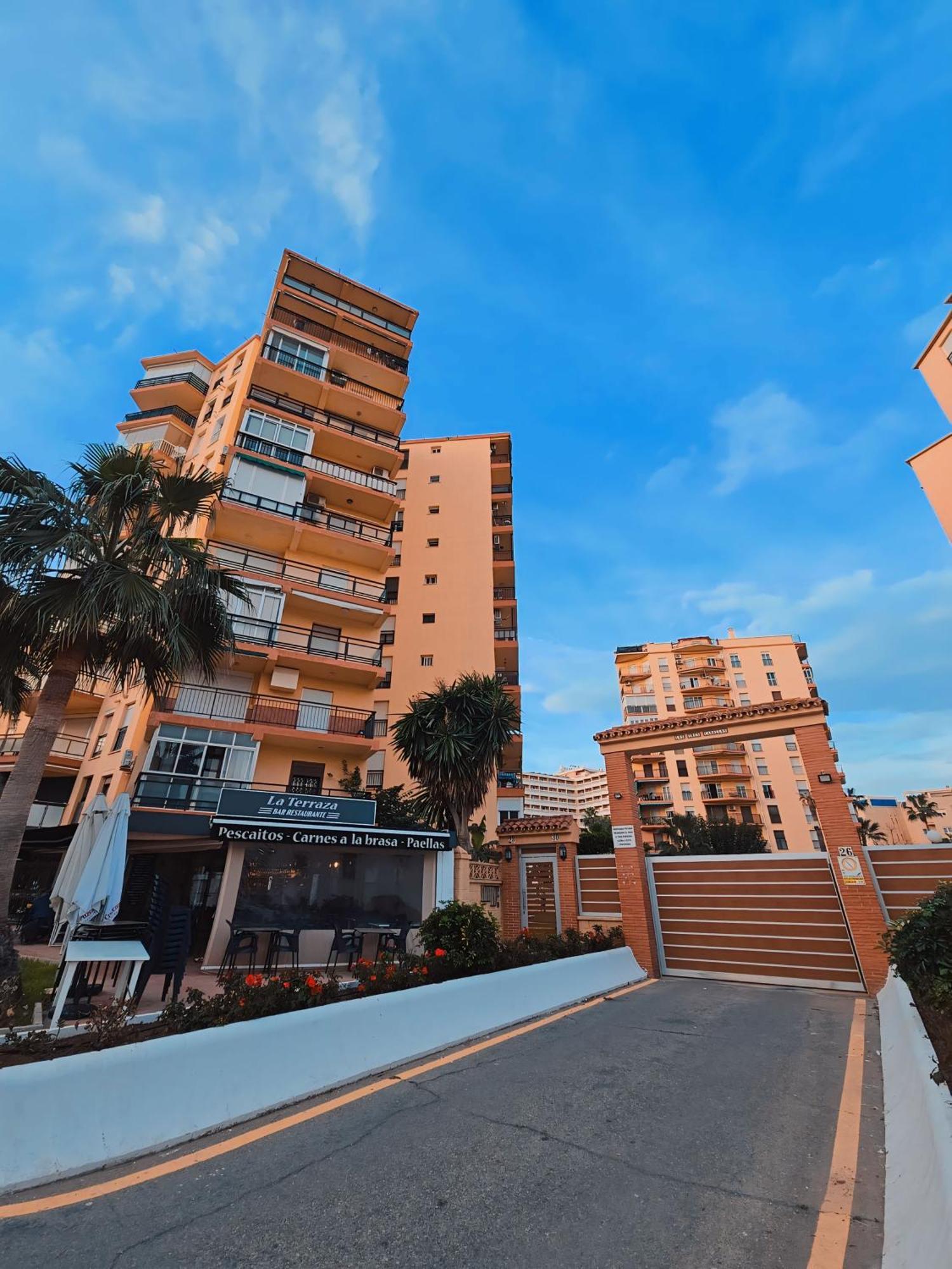 Paseo Maritimo De Playamar Torremolinos