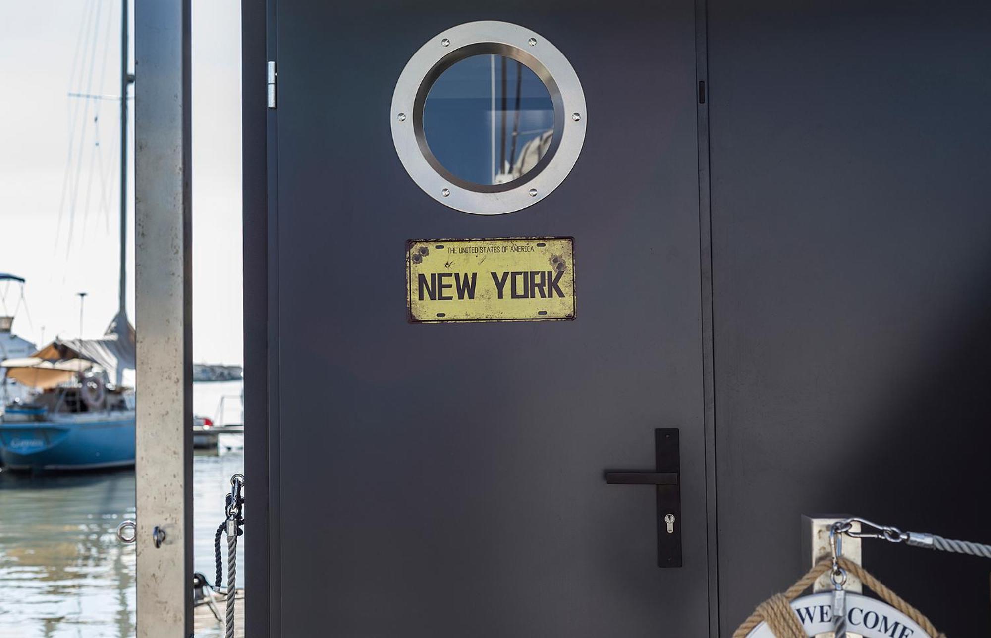 Azvalia Luxury Casa Barco New York And Texas-unique Houseboat Experience Botel *