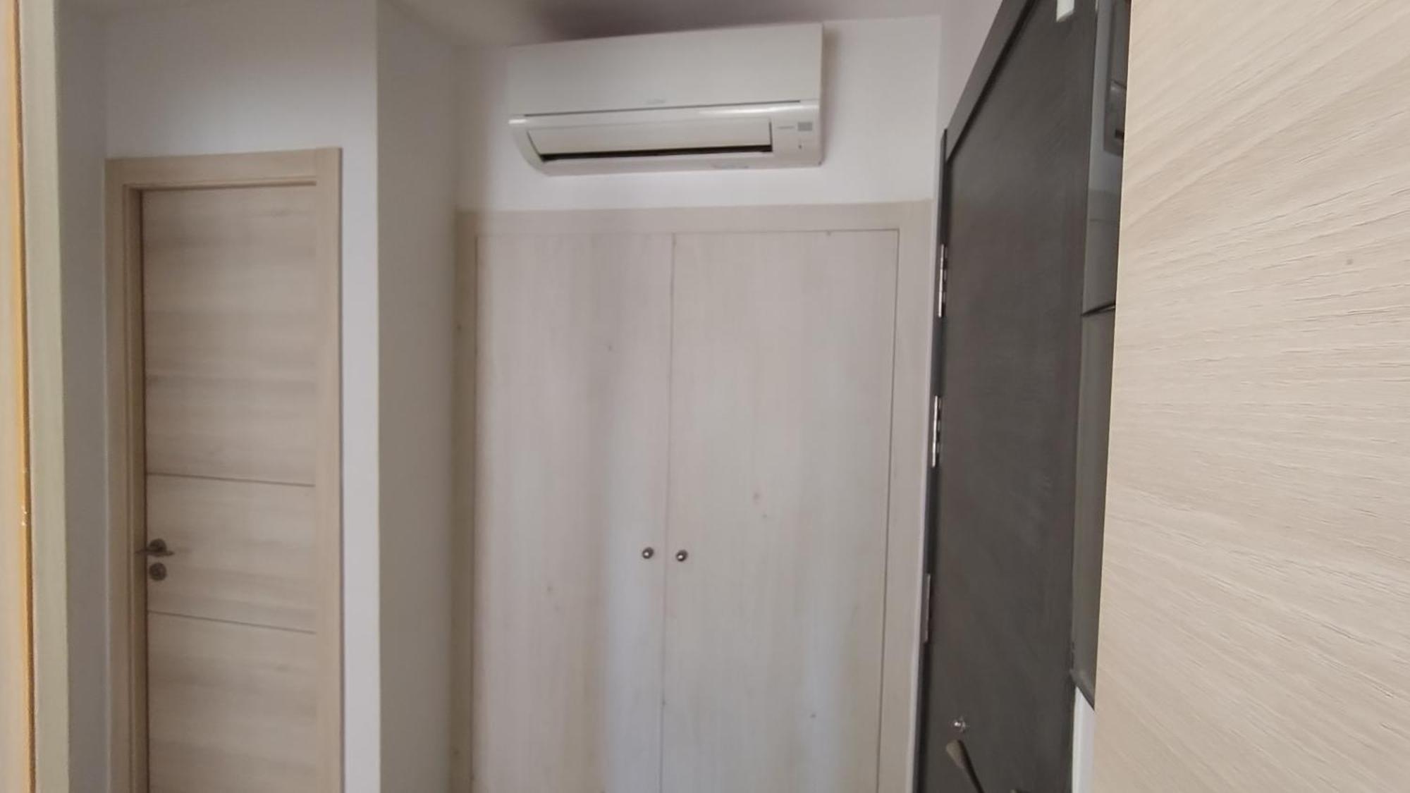 Rosesapparts Onamar & Parking Apartamento