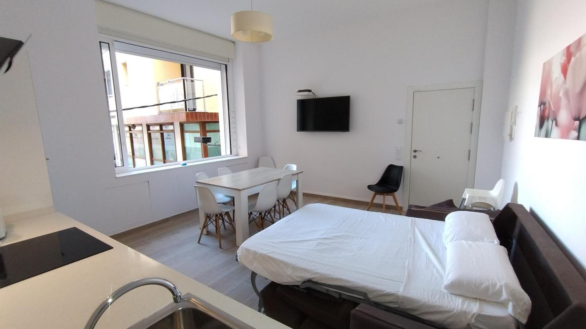 Rosesapparts A20demar Triplex Apartment Roses
