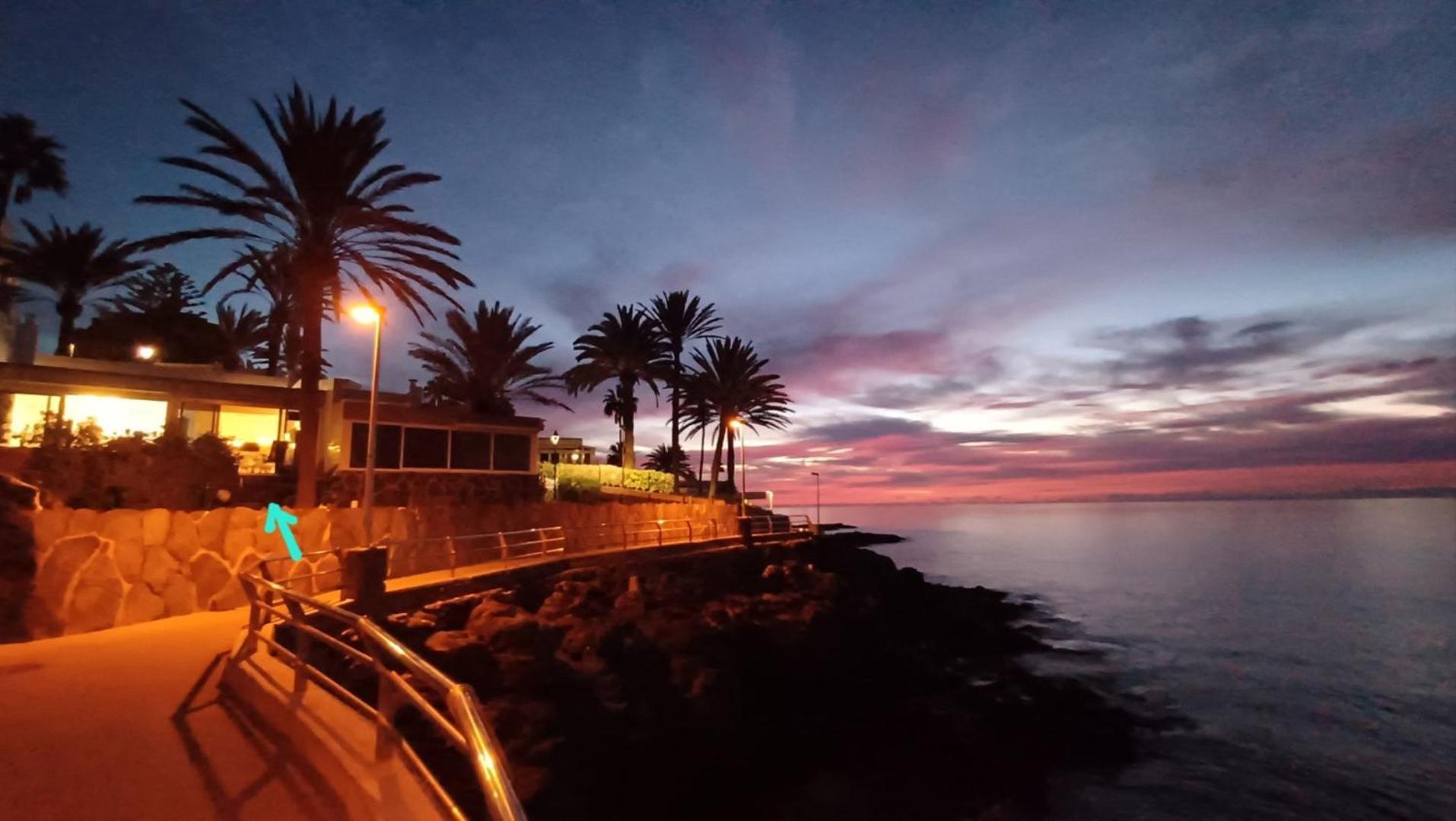 Uno - Front Line Of Ocean San Bartolomé