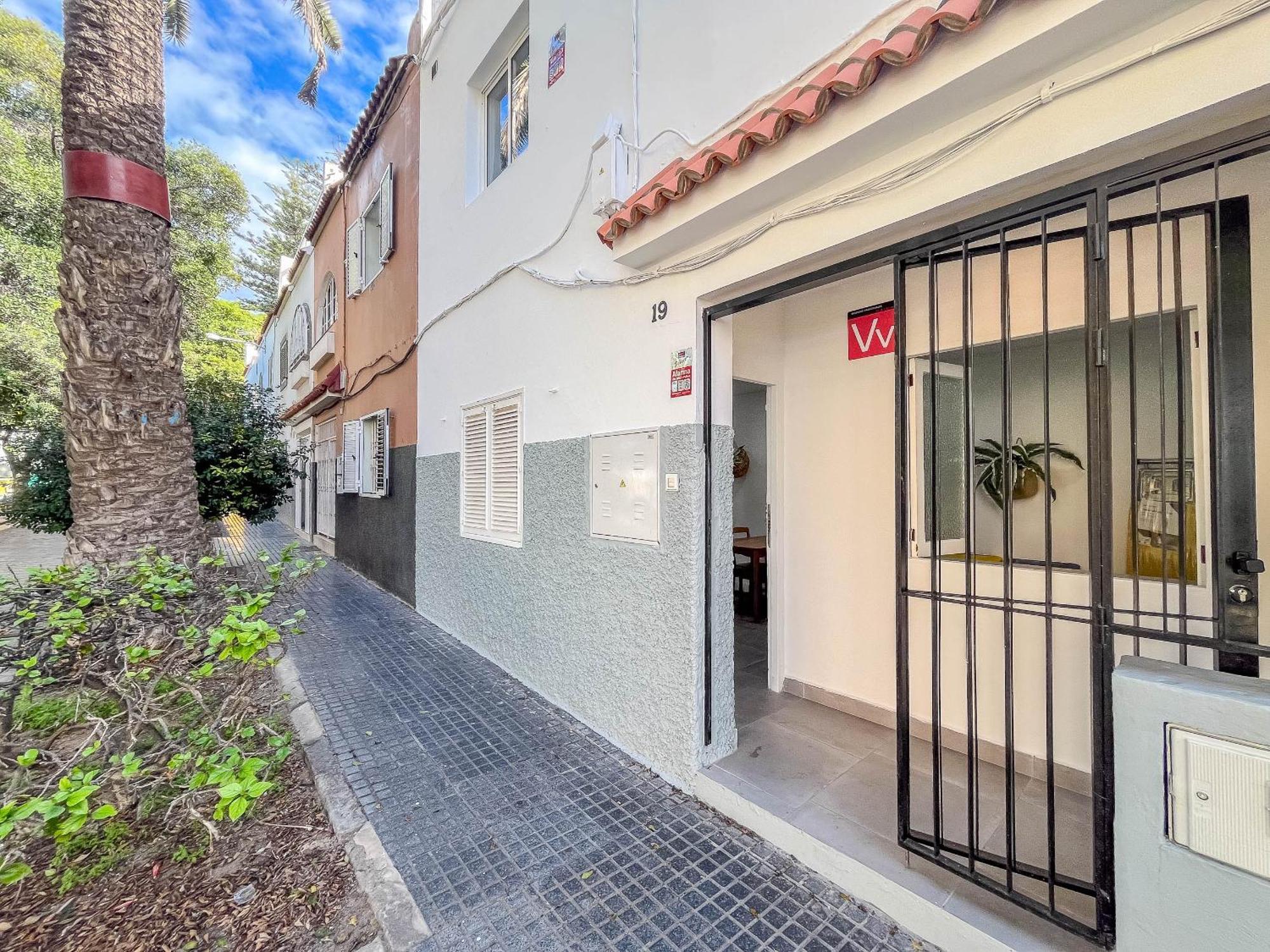 Coliving Mol-Terrace, En-Suite Bathroom, Fridge & Tv Guest house