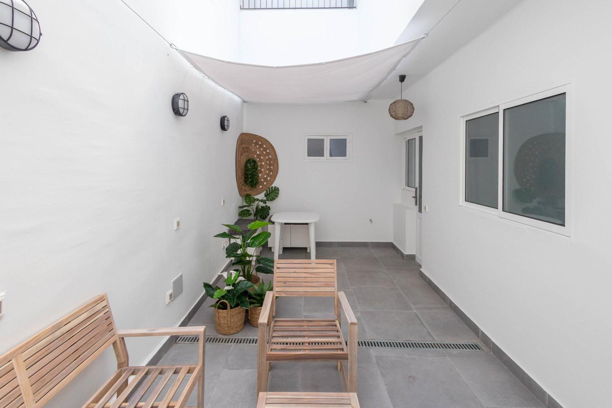 Coliving Mol-Terrace, En-Suite Bathroom, Fridge & Tv Guest house Las Palmas de Gran Canaria